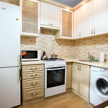 Sweet Home Apartment เคียฟ ภายนอก รูปภาพ